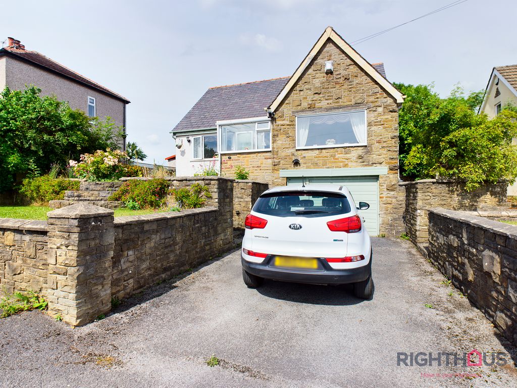 4 bed detached house for sale in Pot House Road, Wibsey, Bradford BD6