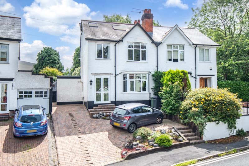 4 bed semidetached house for sale in Plymouth Road, Headless Cross