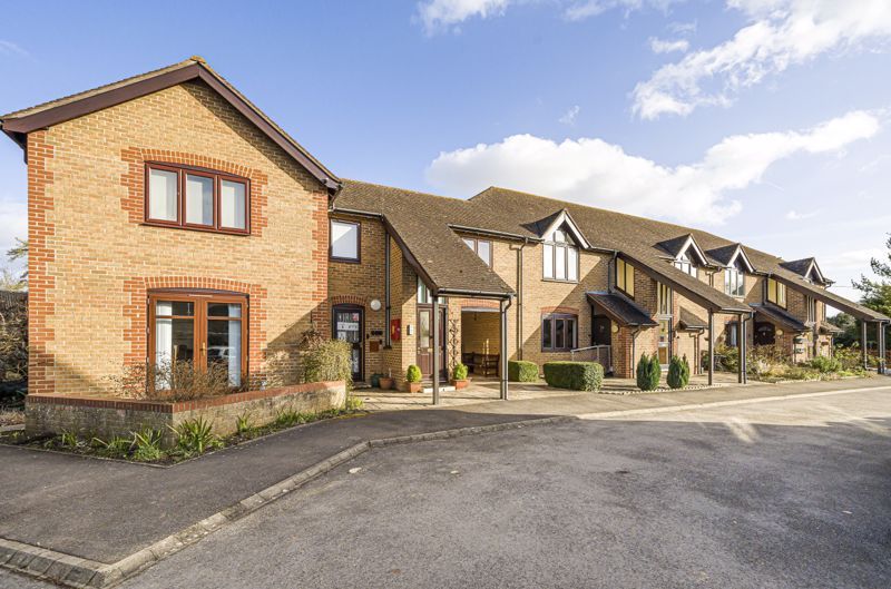 2 bed property for sale in Sweet Briar, Marcham, Abingdon OX13 Zoopla