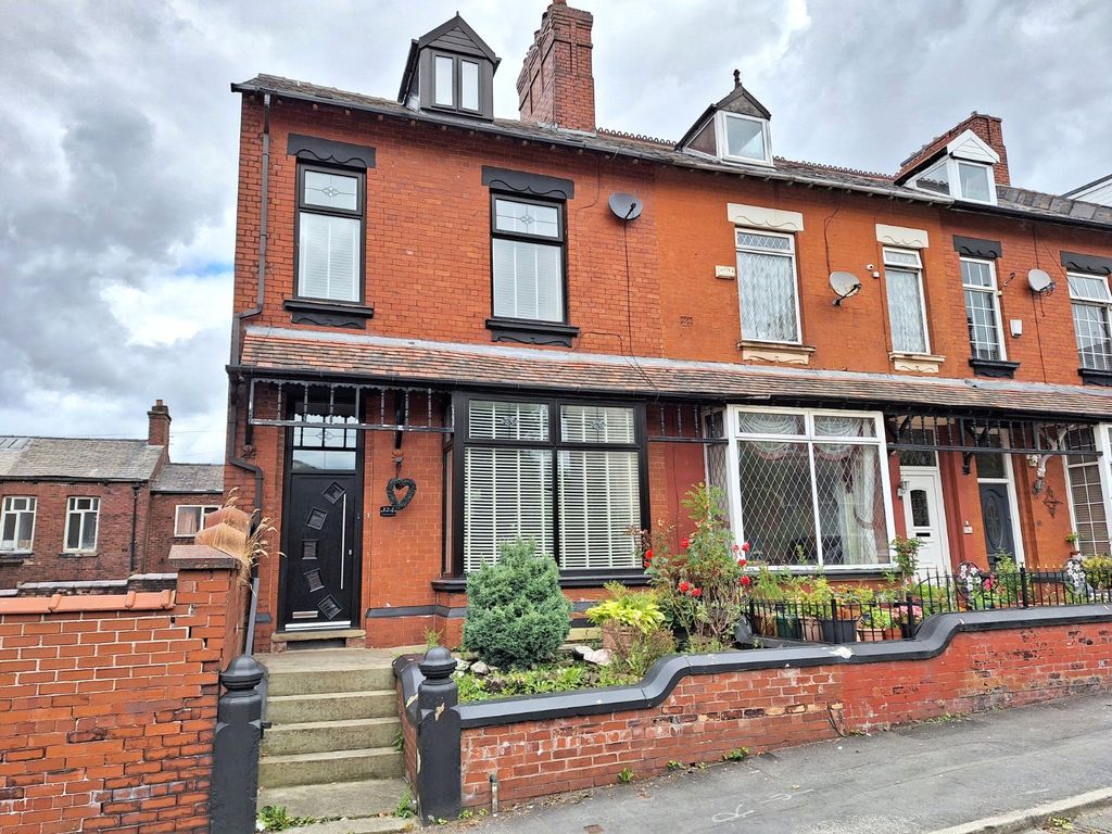 4 bed end terrace house for sale in Hall Road, Coppice, Oldham
