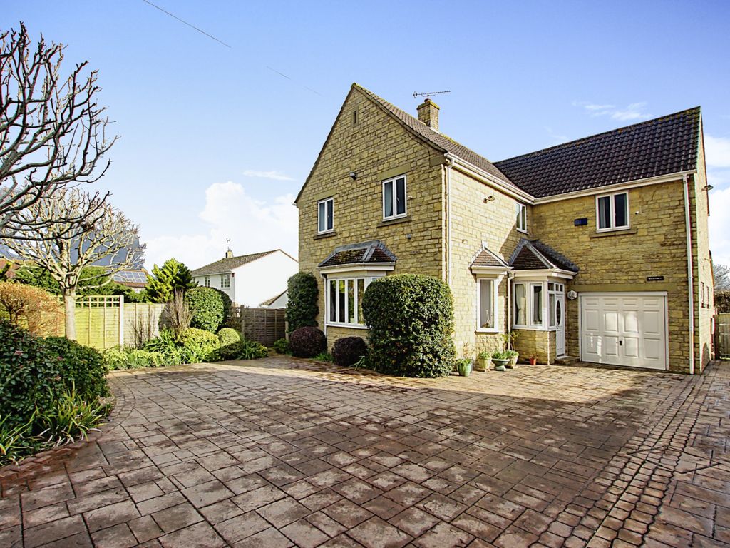 5 bed detached house for sale in Wickwar Road, Kingswood, WottonUnderEdge GL12, £600,000 Zoopla