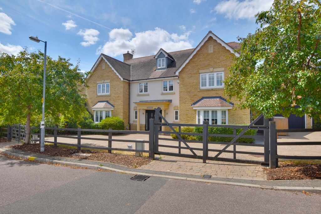 4 bed detached house for sale in Tyler Avenue, Flitch Green, Dunmow CM6