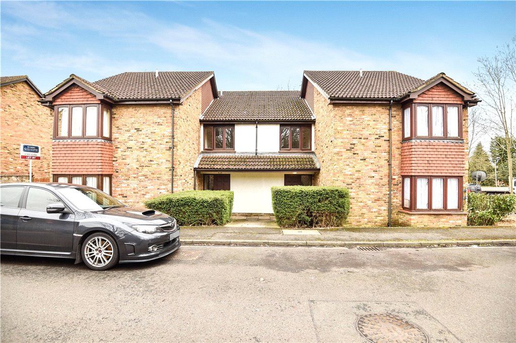 Studio for sale in Gell Close, Ickenham, Middlesex UB10 Zoopla
