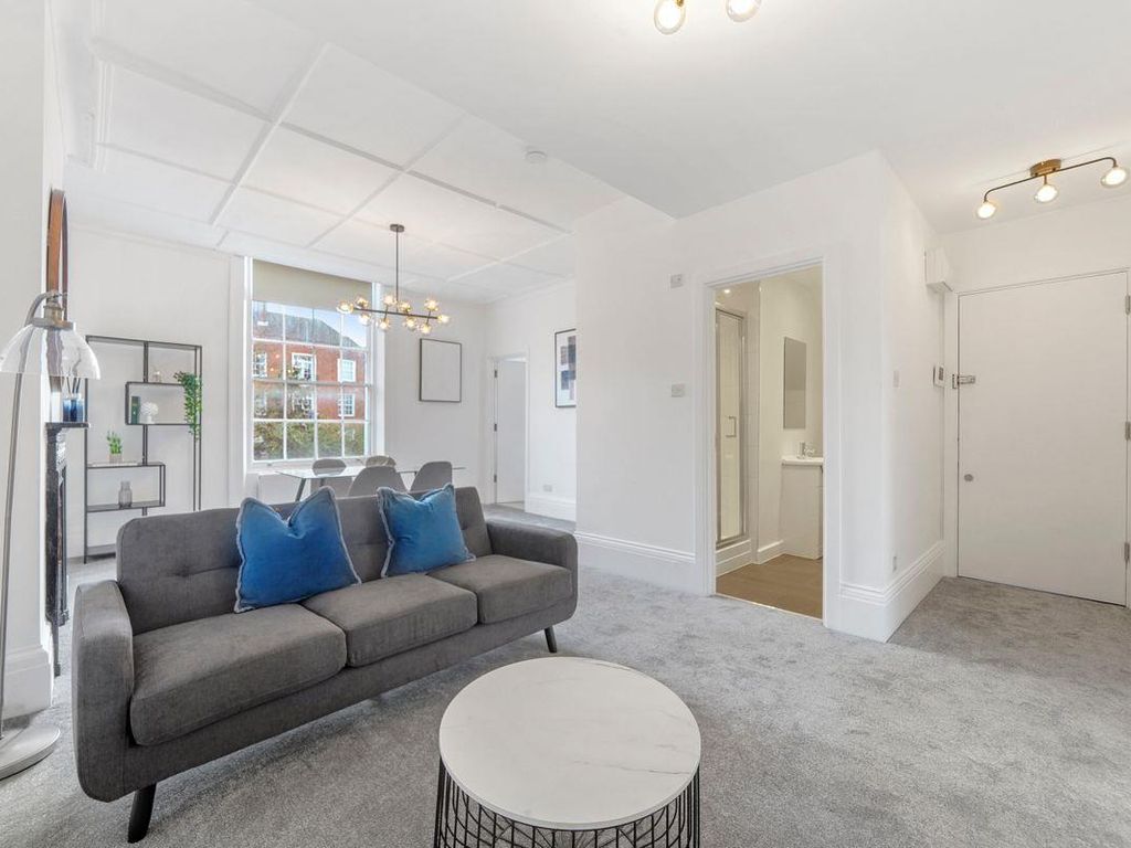 1 bed flat to rent in Finchley Road, St John's Wood, London NW8, £2,578