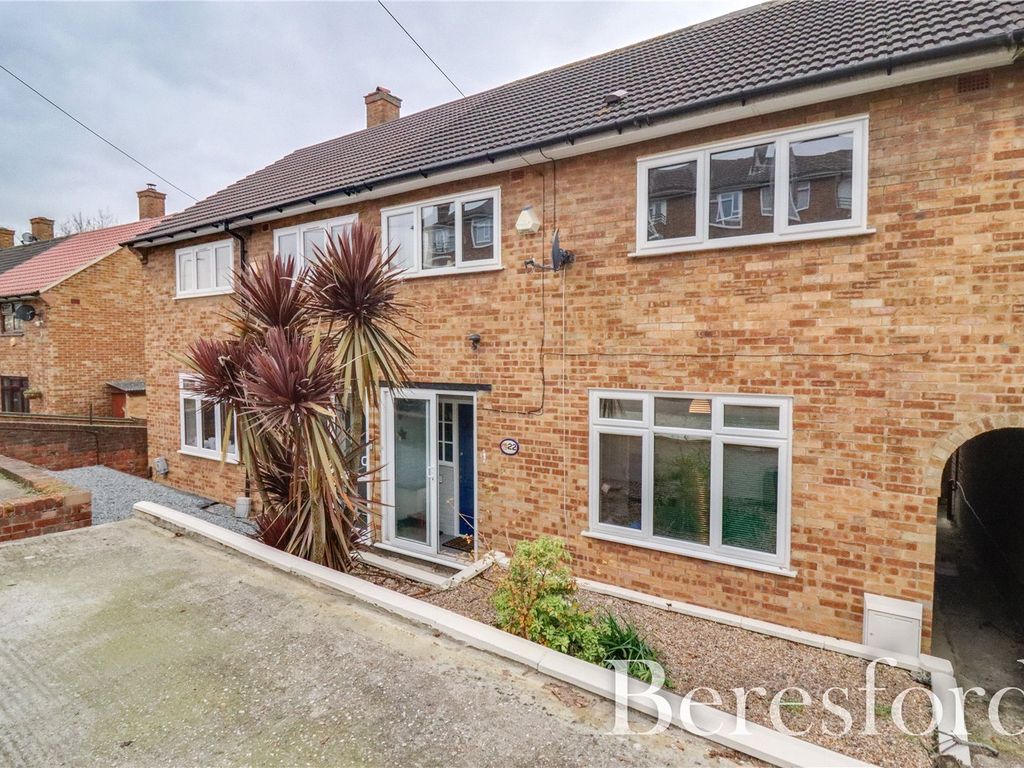 3 bed terraced house for sale in Redcar Road, Romford RM3, £450,000 Zoopla