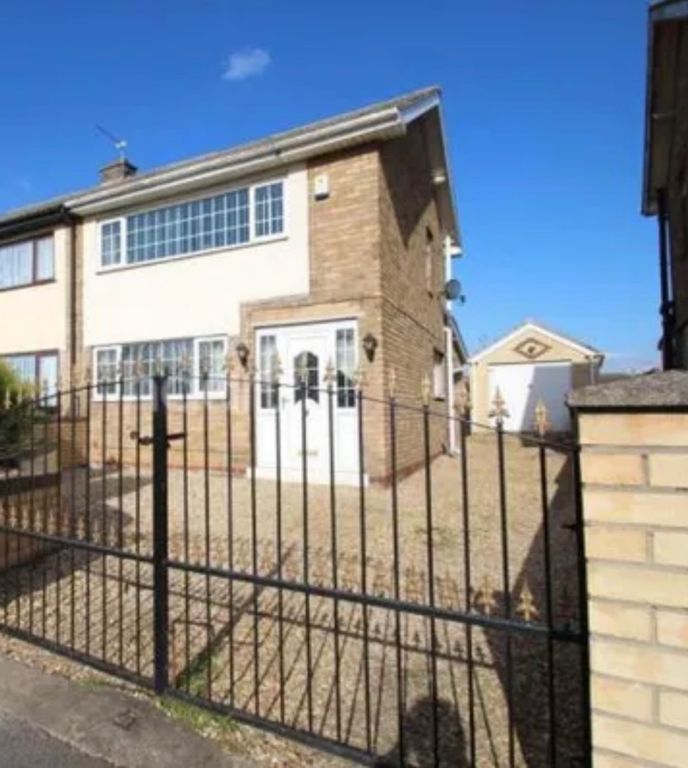 2 bed semidetached house for sale in Windermere Crescent, Kirk Sandall