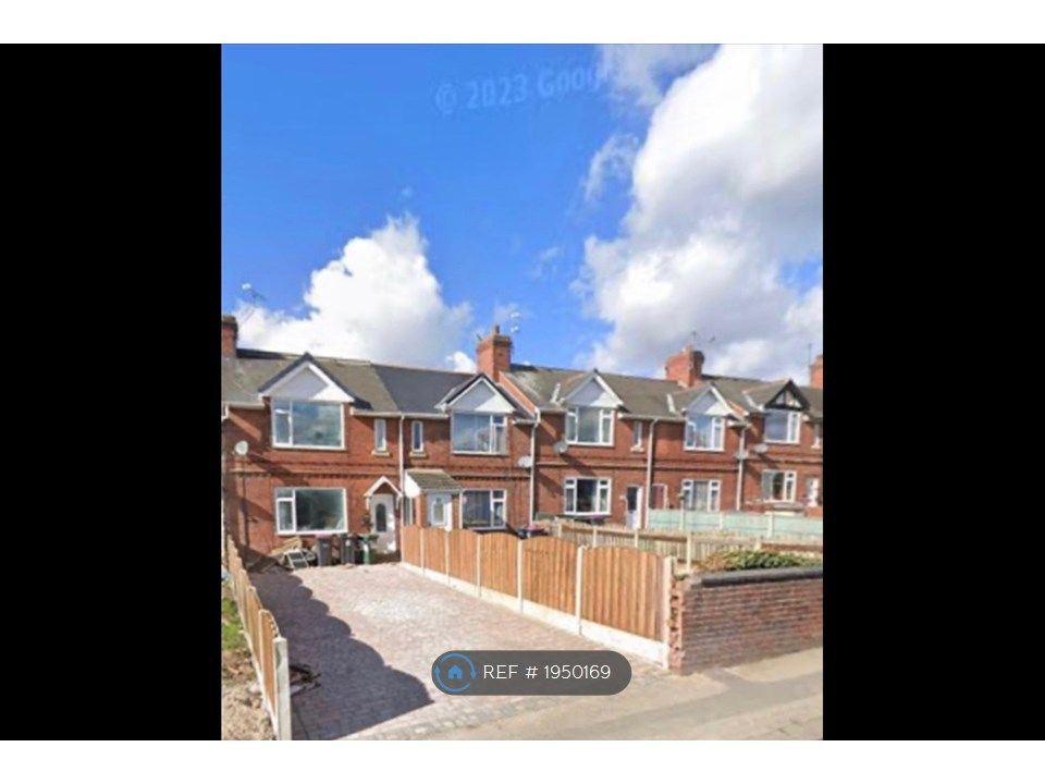 3 bed terraced house to rent in Green Arbour Road, London S66, £1,000