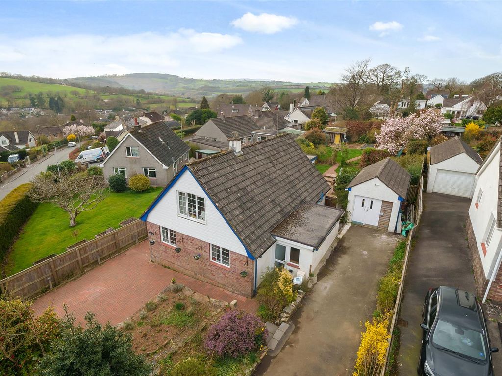 5 bed detached house for sale in Priory Close, Tavistock PL19 Zoopla