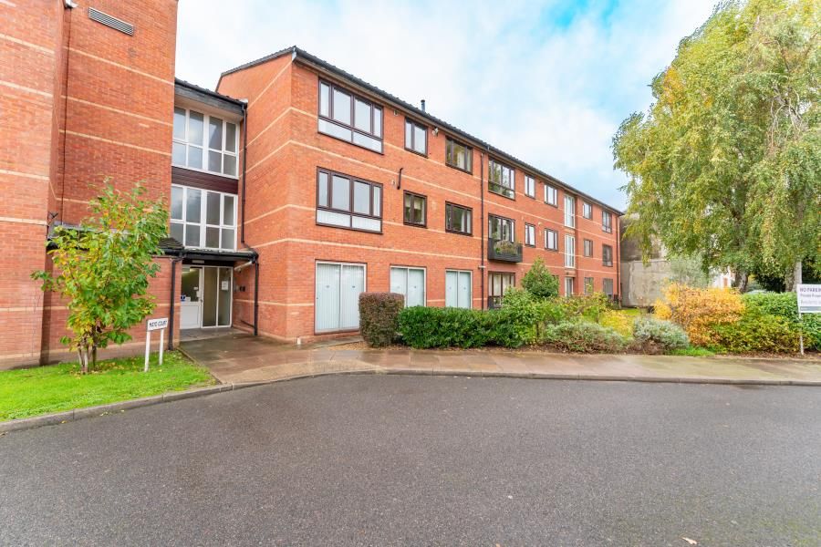 1 bed property for sale in Northcroft Road, London W13, £225,000 Zoopla