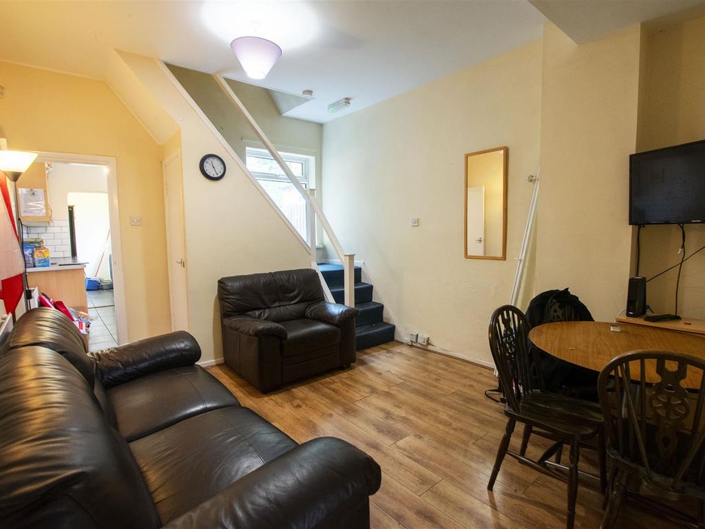 4 bed property for sale in Teignmouth Road, Selly Oak, Birmingham B29