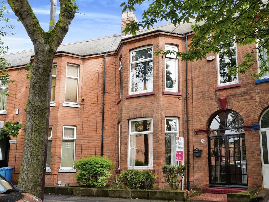 5 bed terraced house for sale in Wellesley Avenue, Beverley Road, Hull