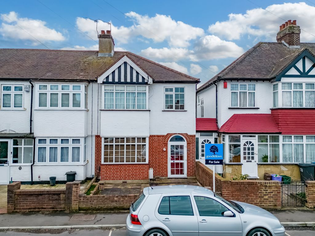 3 bed end terrace house for sale in The Close, Mitcham CR4 Zoopla