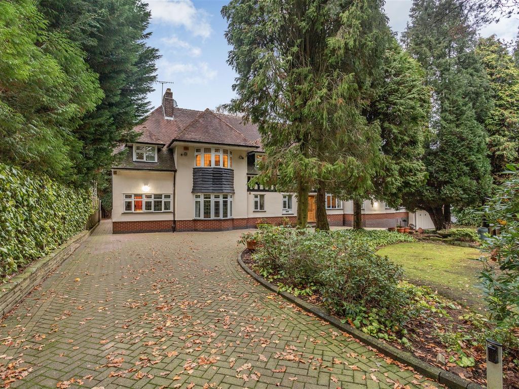 5 bed detached house for sale in Keepers Road, Little Aston, Sutton