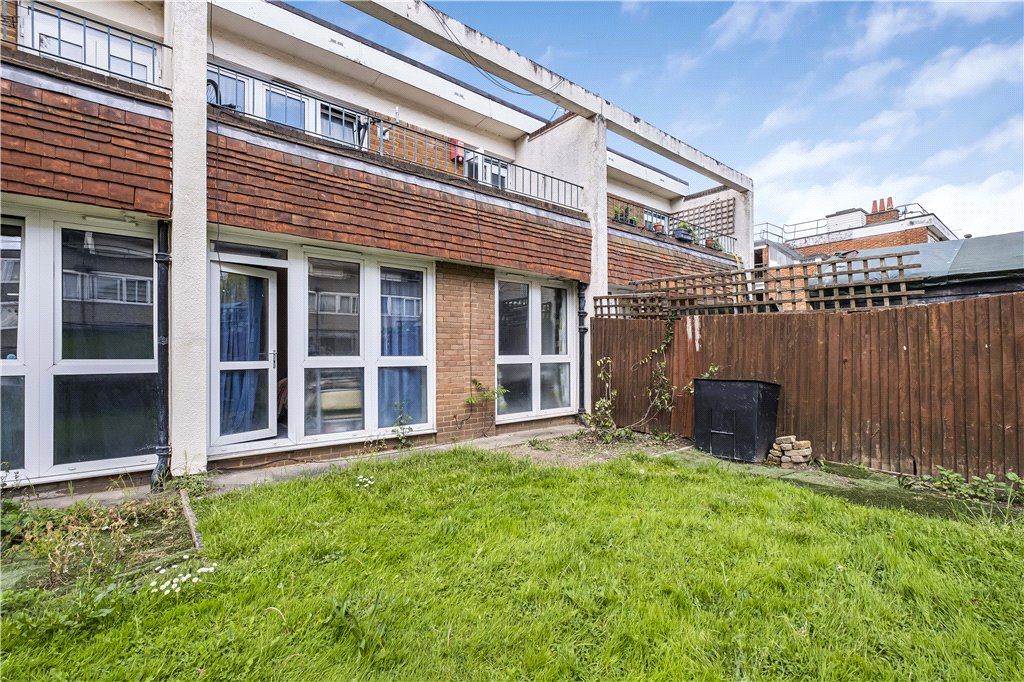 2 bed for sale in Roland Way, London SE17 Zoopla