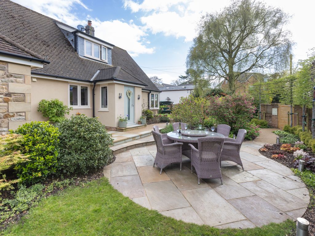4 bed detached house for sale in Stones Lane, Catterall PR3, £625,000