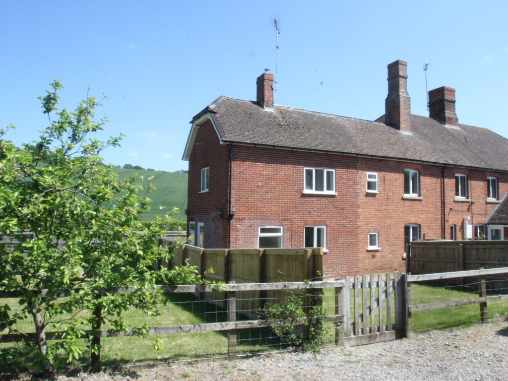 2 bed end terrace house for sale in Northfield Farm Cottages, Wantage