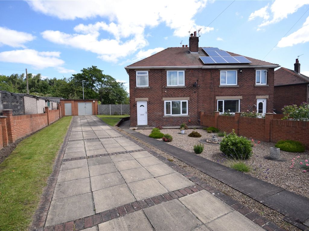 3 bed semidetached house for sale in St. Peters Crescent, Stanley