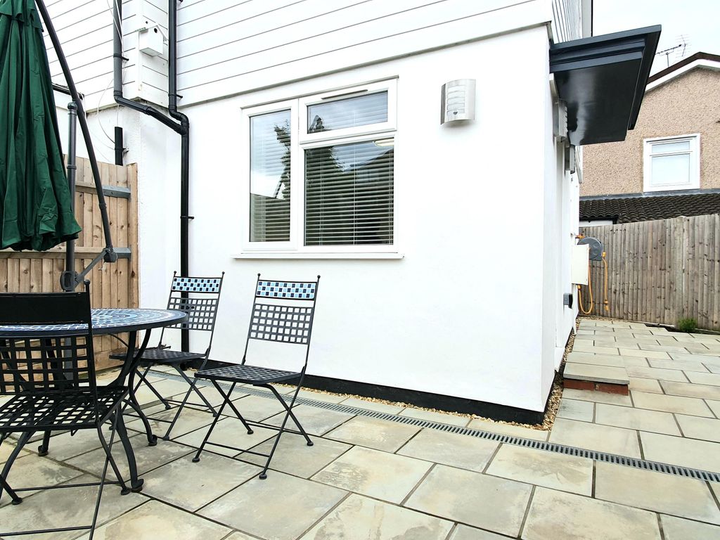 1 bed property to rent in Long Elmes, Harrow HA3, £1,800 pcm Zoopla