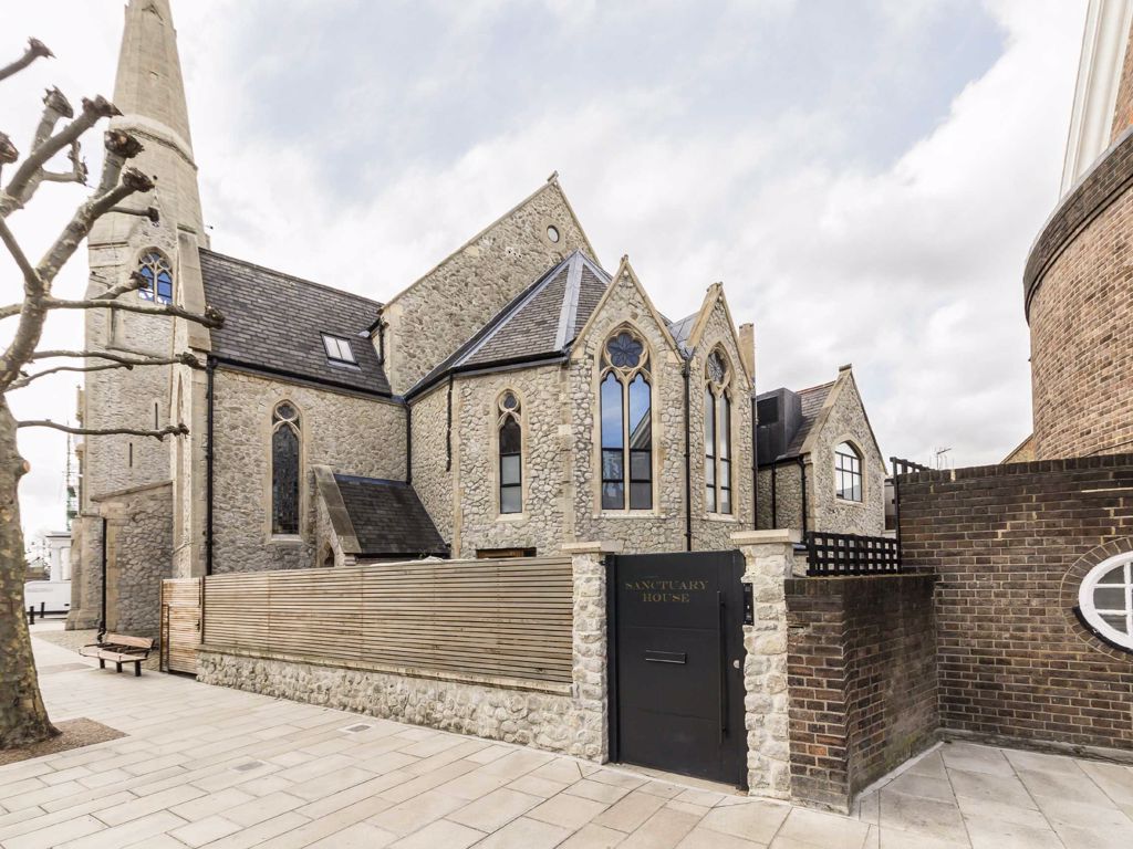 4 bed property for sale in St. John's Hill, London SW11 Zoopla