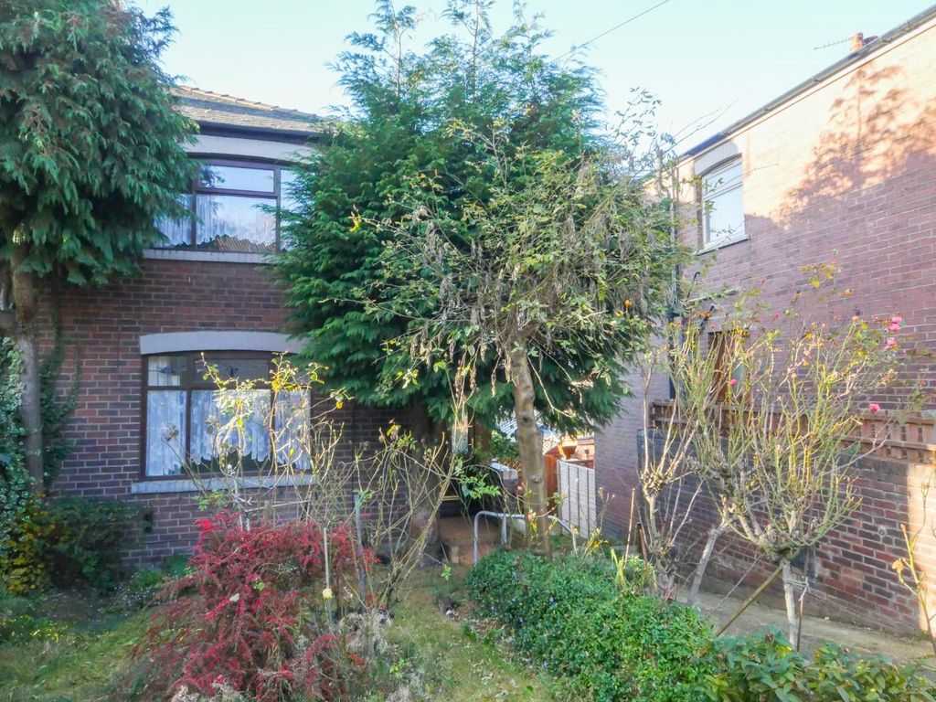 3 bed semidetached house for sale in Blue Hill Crescent, Lower Wortley