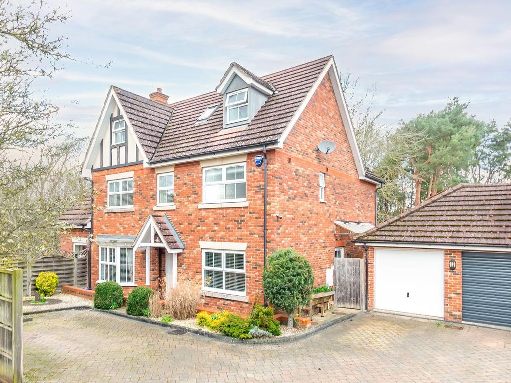 5 bed detached house for sale in Badgers Brook, Leighton Buzzard LU7 Zoopla