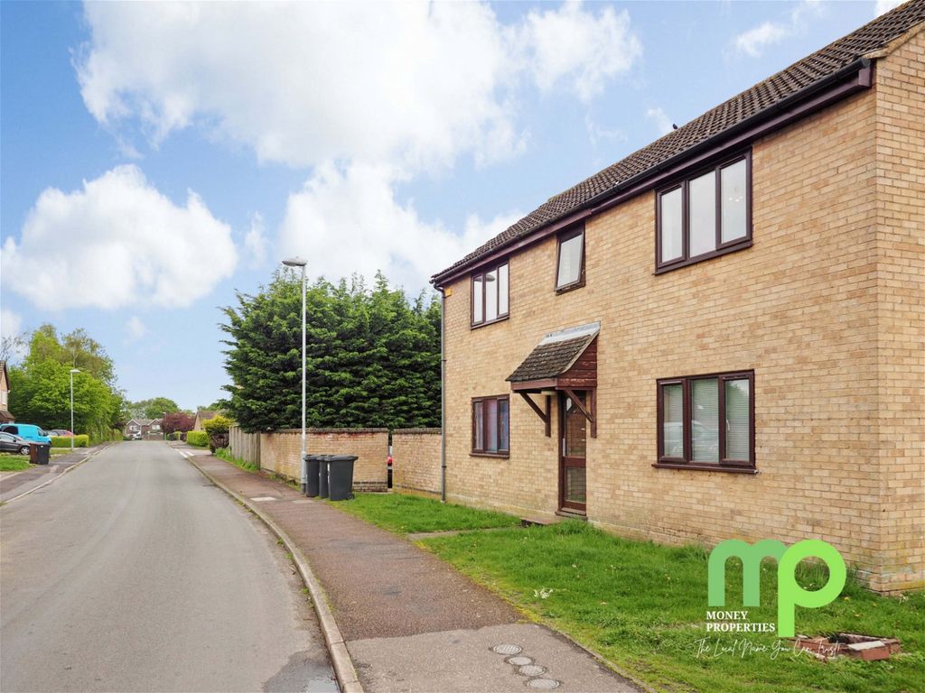 Studio for sale in Lime Tree Avenue, Wymondham NR18 Zoopla