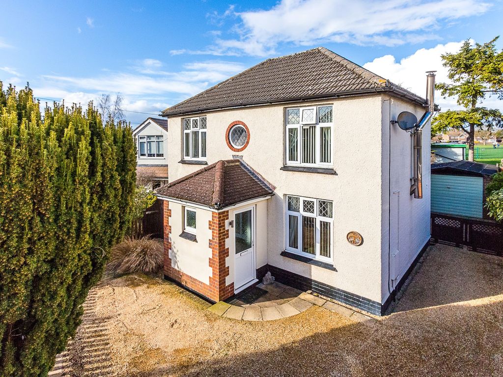 3 bed detached house for sale in The Hollies, Westfield Street, Higham