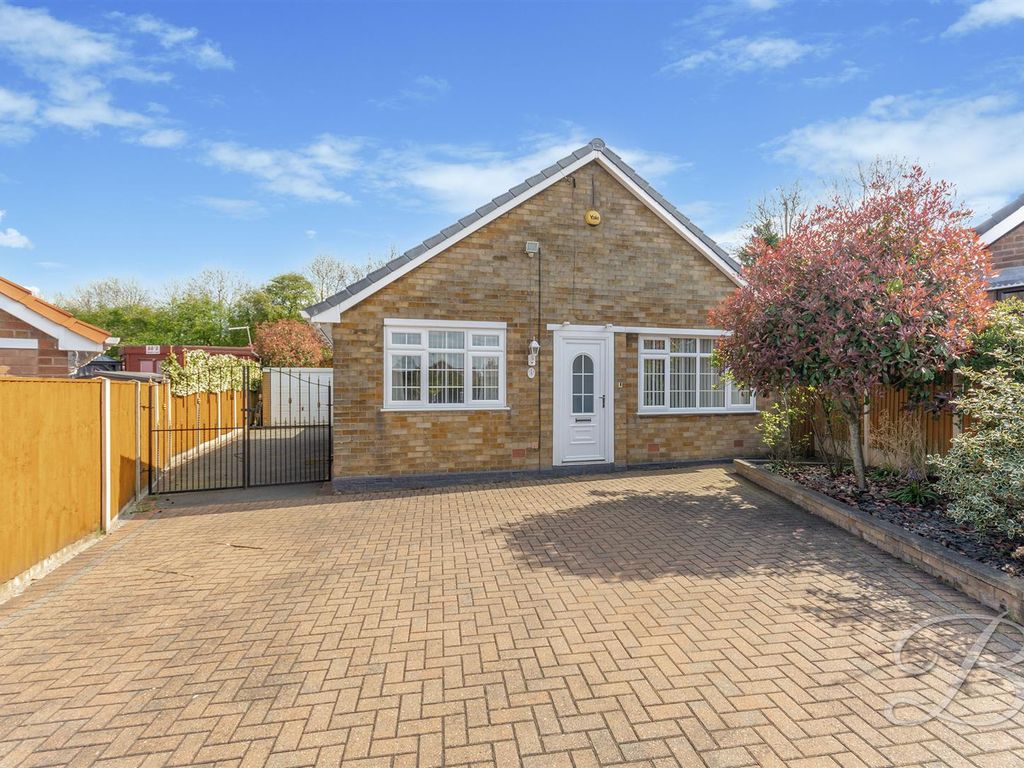 2 bed detached bungalow for sale in Southfields Drive, South Normanton