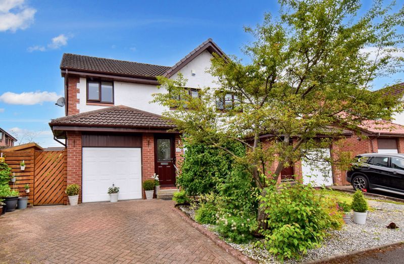 3 bed semidetached house for sale in Wemyss Drive, Cumbernauld