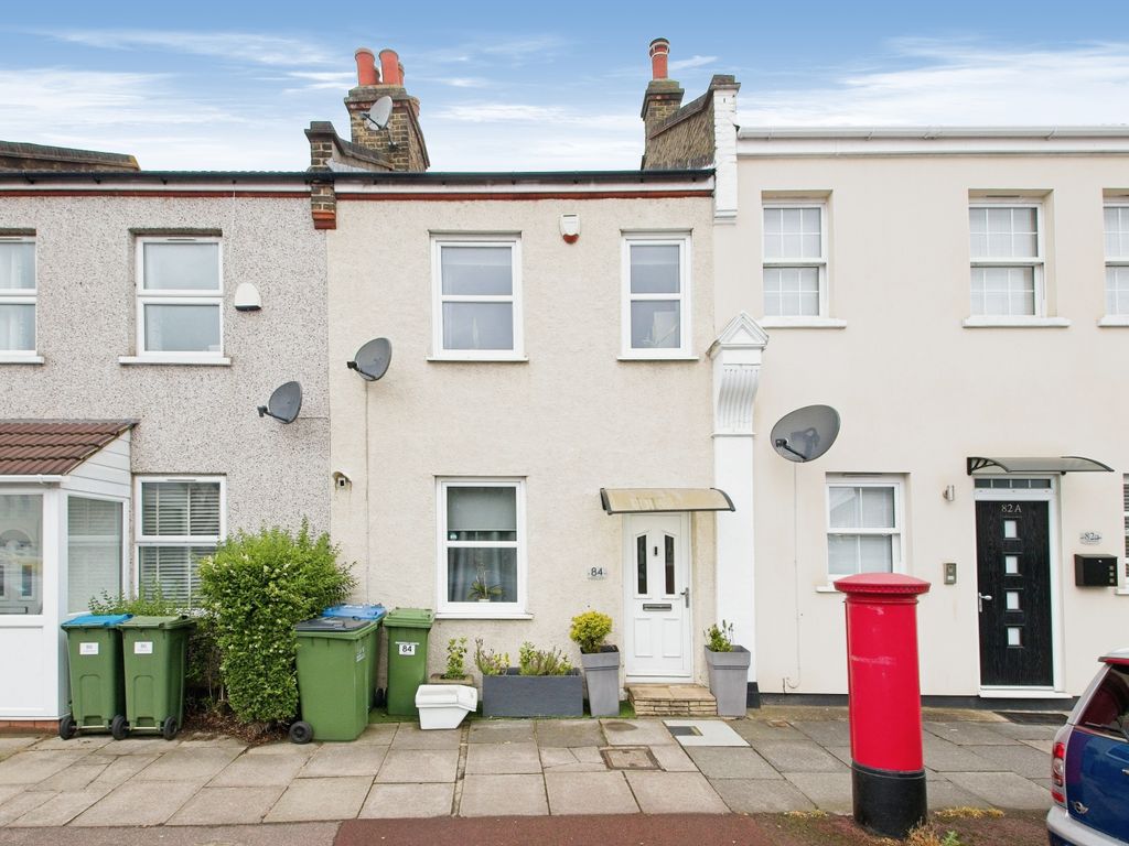 2 bed terraced house for sale in Green Lane, Eltham, New Eltham, London