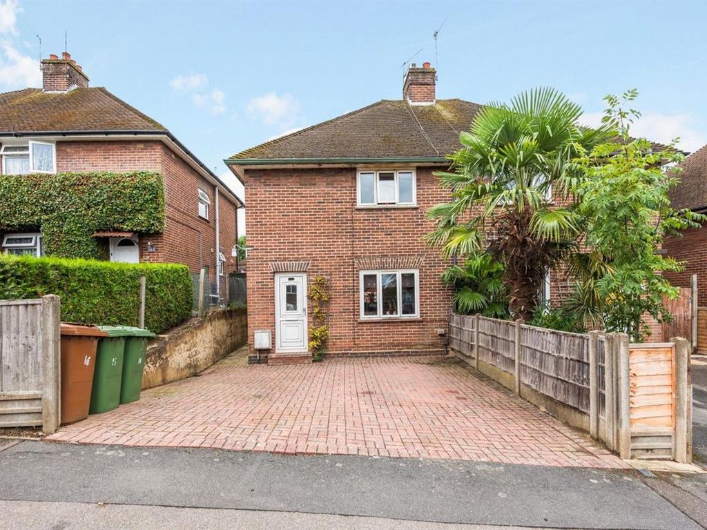 2 bed semidetached house for sale in Caley Road, Tunbridge Wells TN2