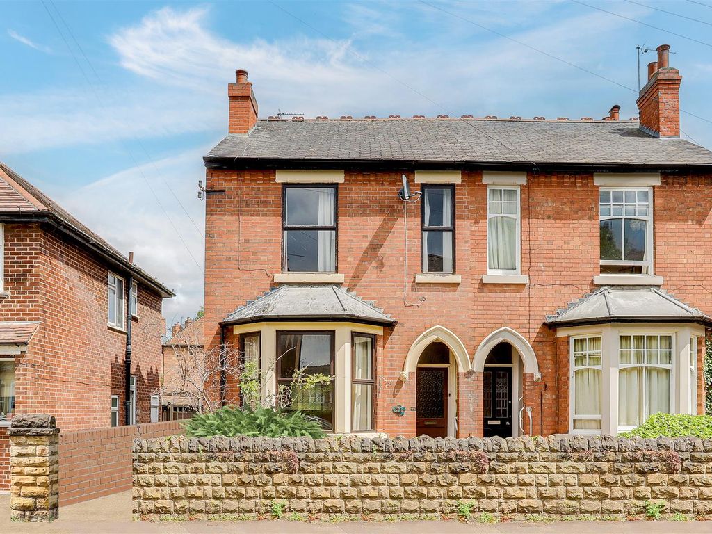 3 bed semidetached house for sale in Rutland Road, West Bridgford