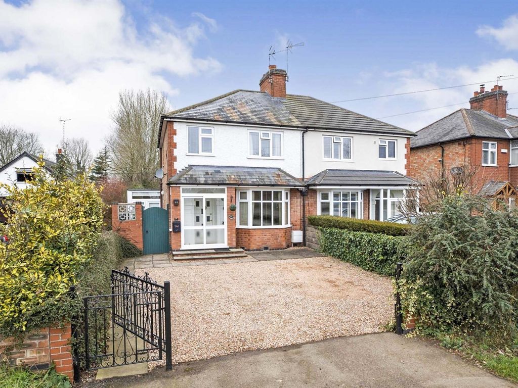 3 bed semidetached house for sale in Leicester Road, Countesthorpe