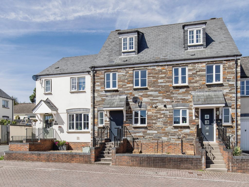 3 bed terraced house for sale in Kestell Parc, Bodmin, Cornwall PL31, £