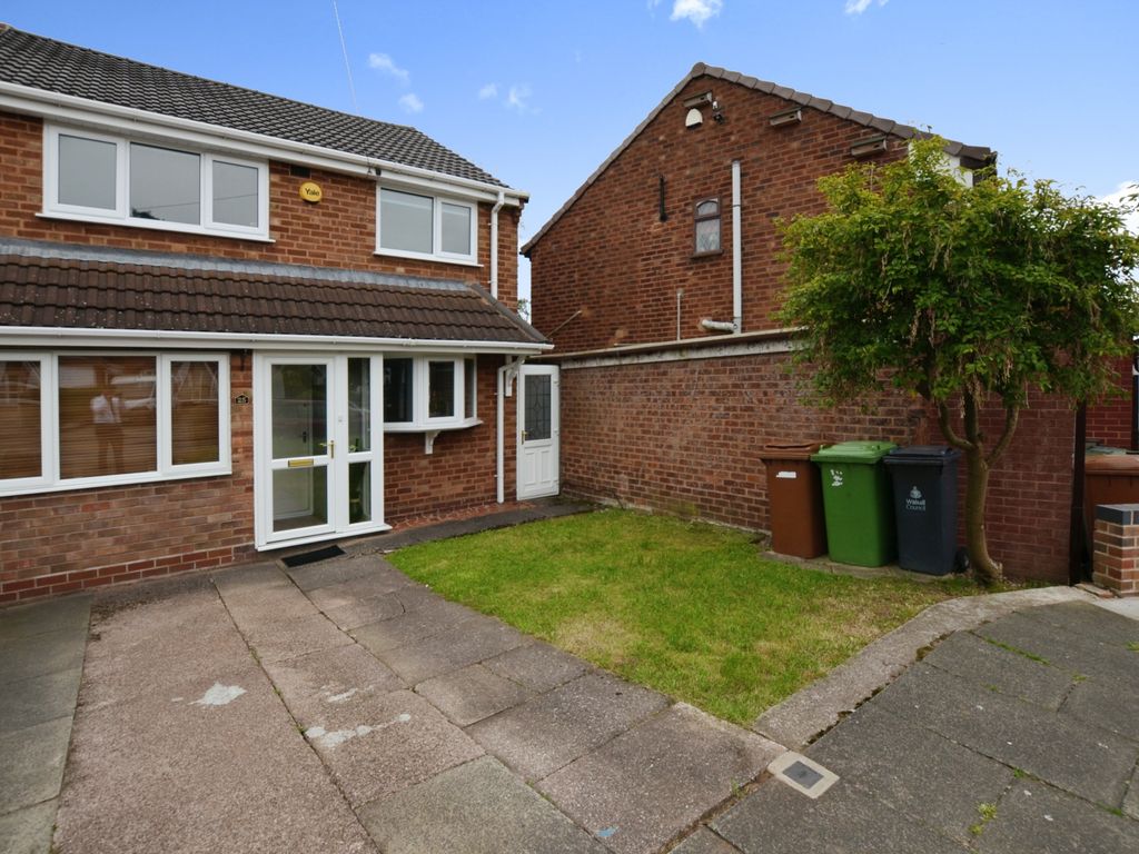 3 bed semidetached house for sale in Park Farm Road, Great Barr B43, £
