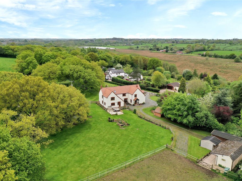 5 bed detached house for sale in Hollies Common, Gnosall, Stafford ST20
