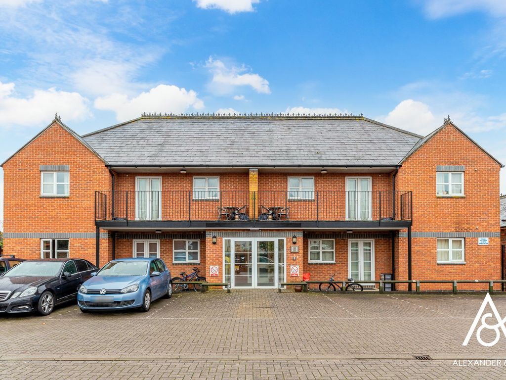 Wise Court, Stable Road, Bicester OX26  