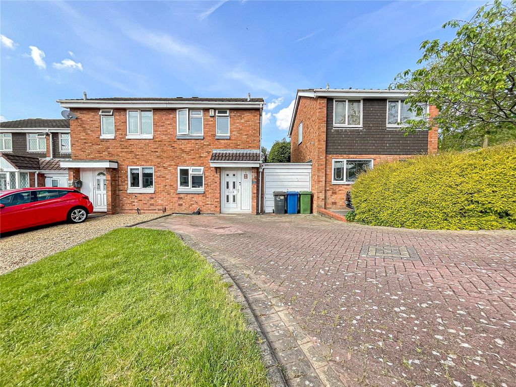 2 bed semidetached house for sale in Grassholme, Wilnecote, Tamworth