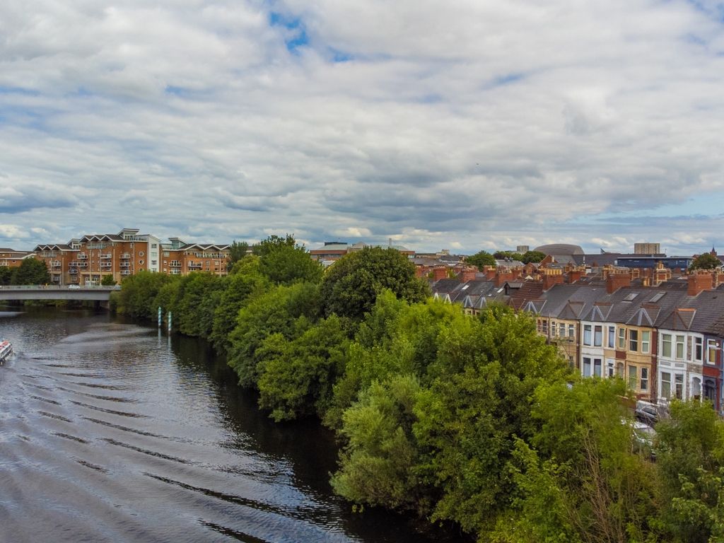 Clarence Embankment, Cardiff CF10  