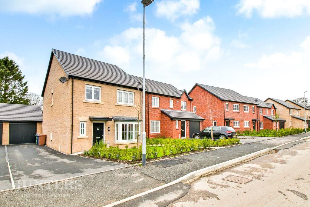 4 bed detached house for sale in Dearnley Avenue, Stubley Meadows