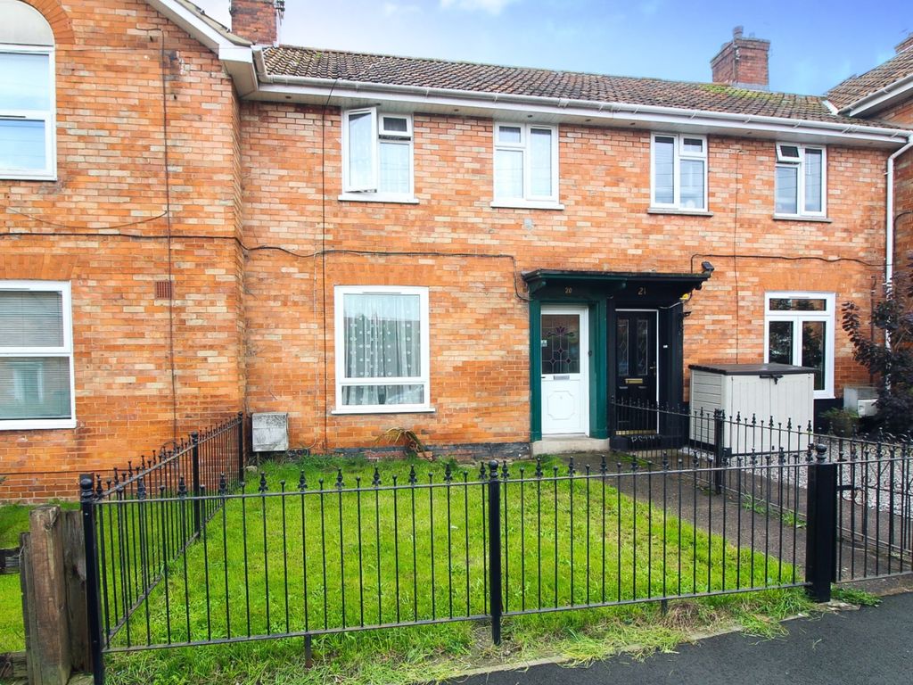 3 bed terraced house for sale in Marlborough Avenue, Bridgwater TA6, £