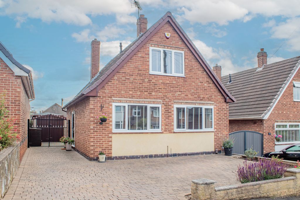 3 bed detached house for sale in Whitburn Road, Toton, Beeston