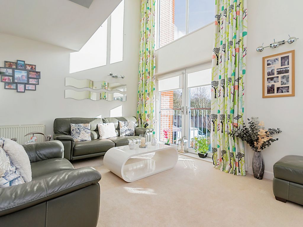 4 bed terraced house for sale in Belmont Road, Cheadle SK8 Zoopla