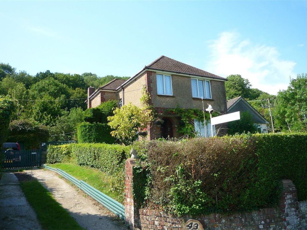 3 bed detached house for sale in Canterbury Road, Lydden, Dover CT15
