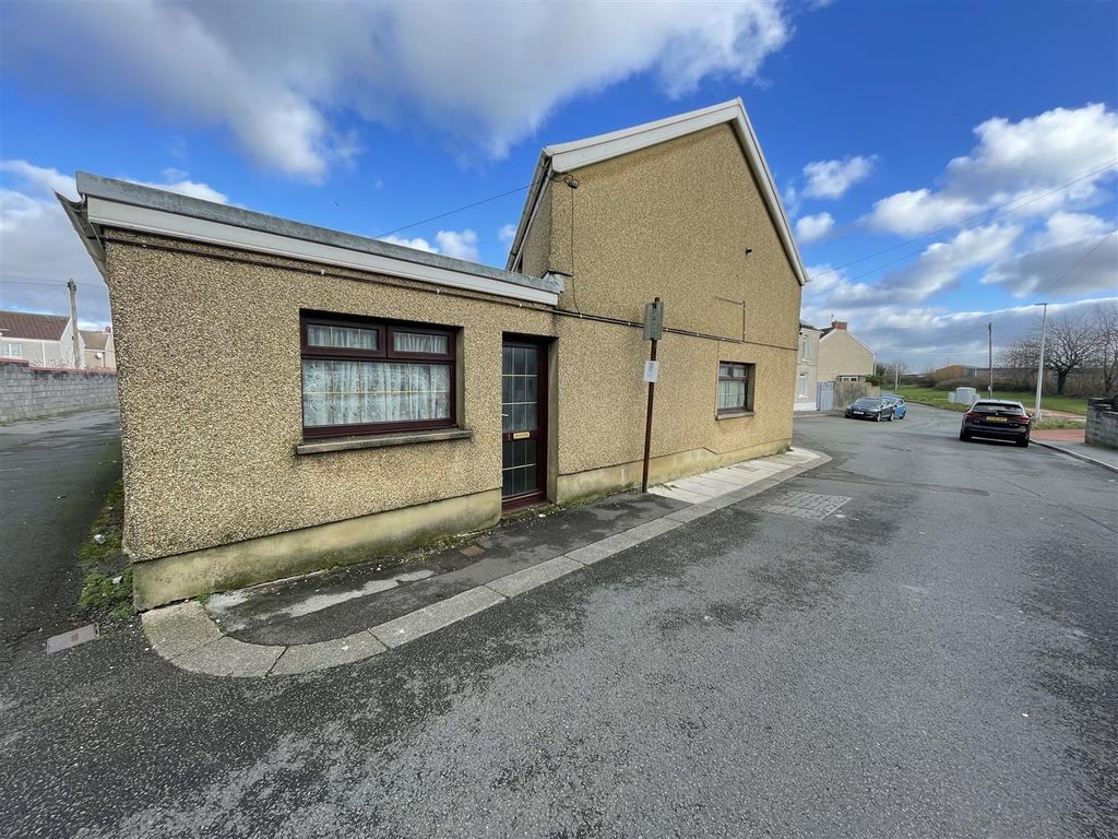 2 bed semidetached house for sale in Dolau Fach, Llanelli SA15, £105,000 Zoopla