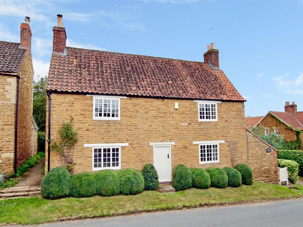 3 bed detached house for sale in Main Street, Denton, Grantham NG32
