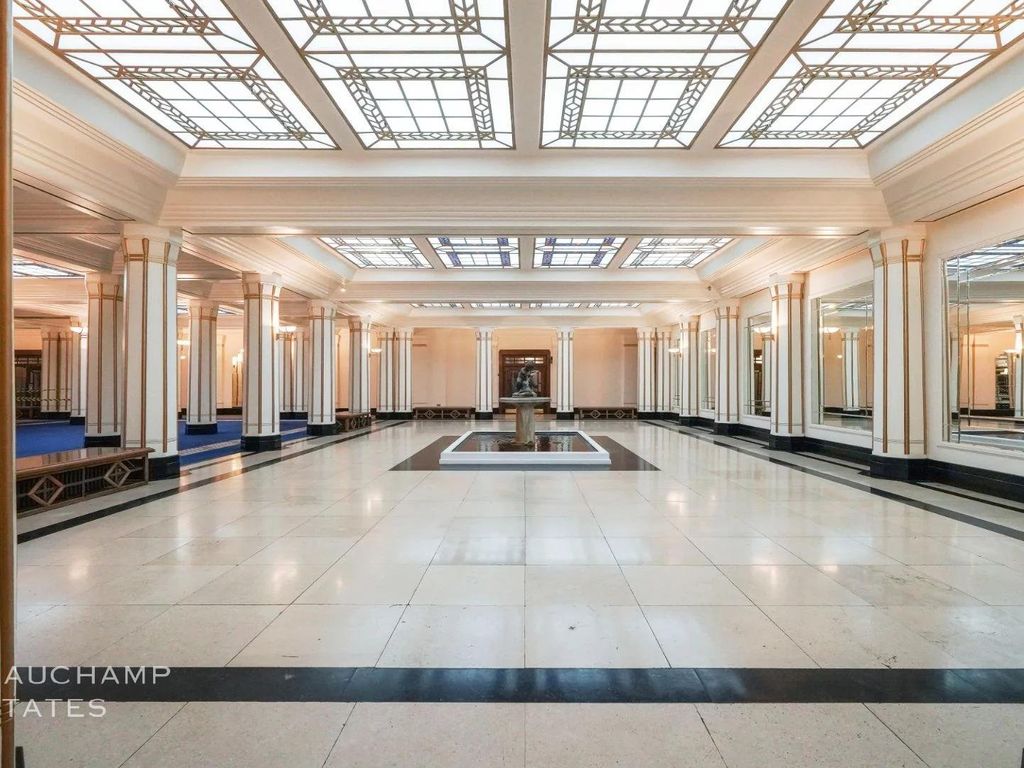 Berkeley Court, Regent's Park NW1  