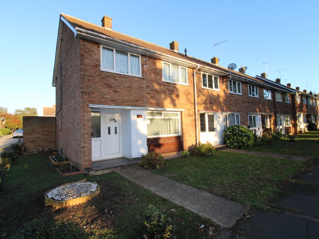 Honeypot Lane, Basildon SS14  