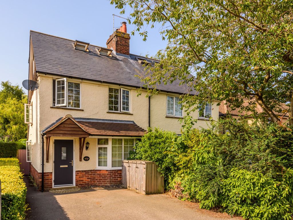 4 bed semidetached house for sale in Clovelly Road, Hindhead, Surrey