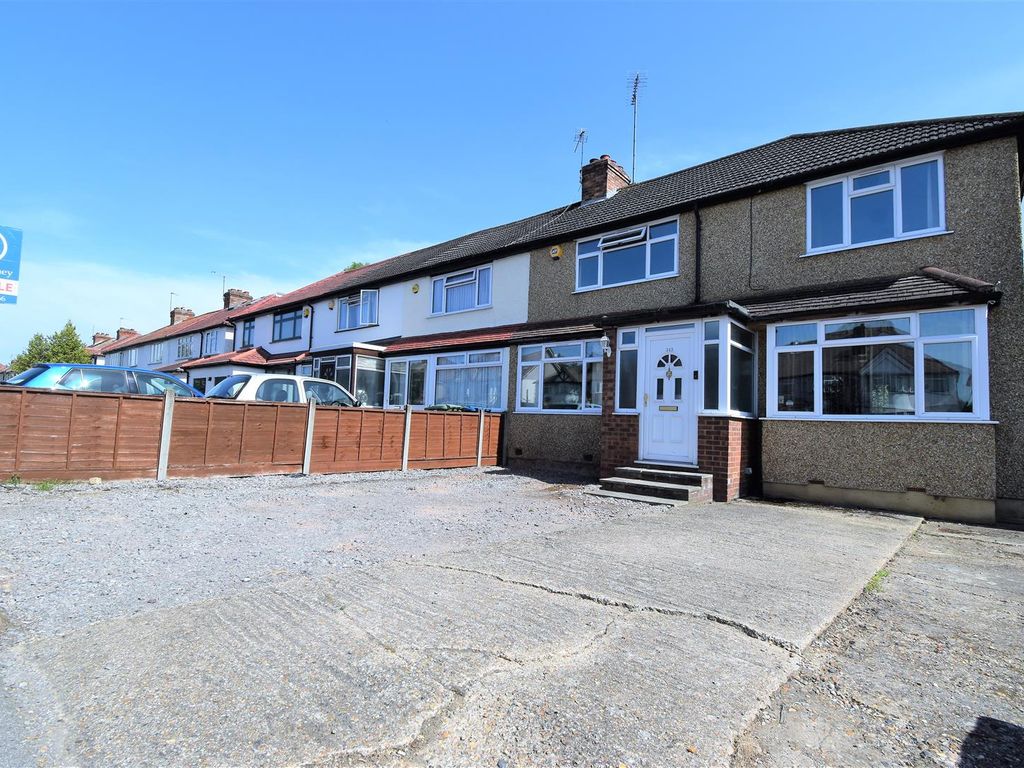 4 bed semidetached house for sale in Eastcote Lane, South Harrow